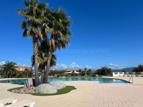 Villa au calme avec piscine